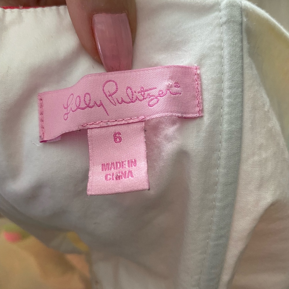 Lilly Pulitzer 👗🌸 - Picture 5 of 5